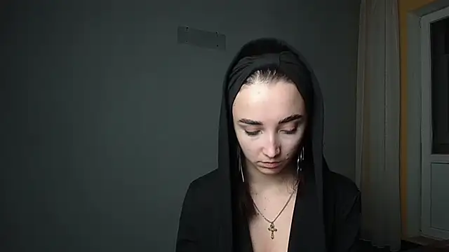Snapshot of Eva_Gloryy chatting on February 13, 11:47 pm Eva Gloryy online show from February 13, 11:47 pm