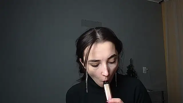 Snapshot of Eva_Gloryy chatting on February 17, 8:26 pm Eva Gloryy online show from February 17, 8:26 pm
