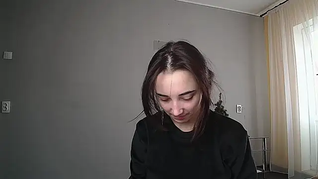 Snapshot of Eva_Gloryy chatting on February 18, 1:11 pm Eva Gloryy online show from February 18, 1:11 pm