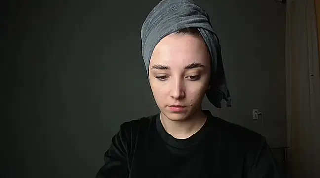 Snapshot of Eva_Gloryy chatting on February 22, 6:30 pm Eva Gloryy online show from February 22, 6:30 pm