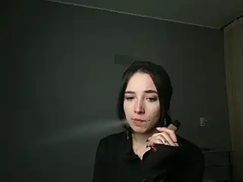 Snapshot of Eva_Gloryy chatting on February 25, 8:19 pm Eva Gloryy online show from February 25, 8:19 pm