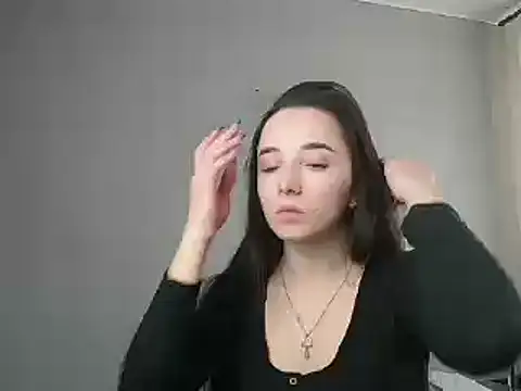 Snapshot of Eva_Gloryy chatting on March 6, 11:47 am Eva Gloryy online show from March 6, 11:47 am