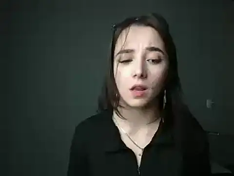 Snapshot of Eva_Gloryy chatting on March 6, 9:42 pm Eva Gloryy online show from March 6, 9:42 pm