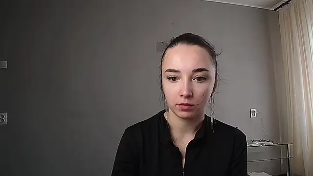 Snapshot of Eva_Gloryy chatting on March 18, 12:25 pm Eva Gloryy online show from March 18, 12:25 pm
