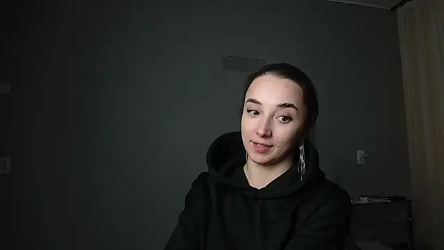 Snapshot of Eva_Gloryy chatting on March 18, 8:37 pm Eva Gloryy online show from March 18, 8:37 pm