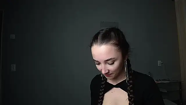 Snapshot of Eva_Gloryy chatting on March 21, 5:34 pm Eva Gloryy online show from March 21, 5:34 pm