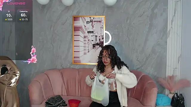 kassandra ch  online show from January 20, 4:45 pm