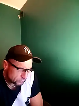 bobbuilder77pl online show from February 27, 1:38 am