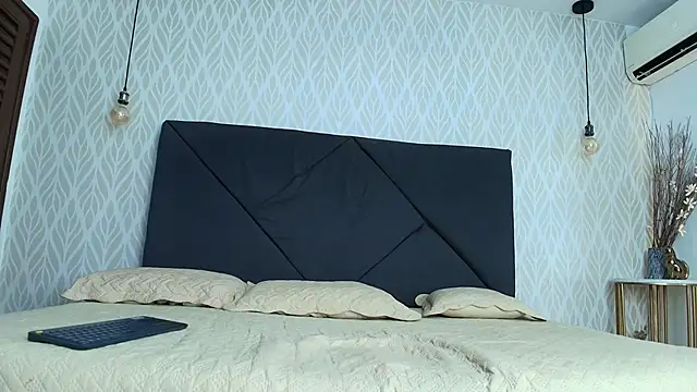 Snapshot of lorena_medina chatting on January 22, 7:34 pm lorena medina online show from January 22, 7:34 pm