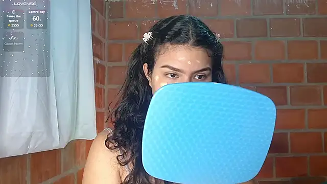 Snapshot of enid_greins chatting on November 23, 1:33 pm enid greins online show from November 23, 1:33 pm