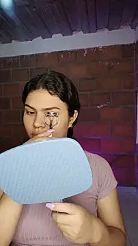 Snapshot of enid_greins chatting on December 16, 12:32 pm enid greins online show from December 16, 12:32 pm