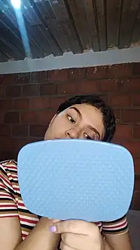 Snapshot of enid_greins chatting on December 17, 12:55 pm enid greins online show from December 17, 12:55 pm