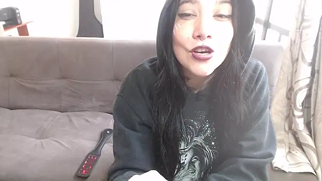 sharonnleon online show from February 6, 6:13 pm