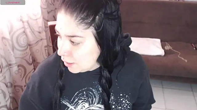 sharonnleon online show from June 5, 1:39 pm