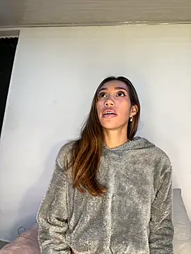 zoe storm online show from September 22, 11:18 pm