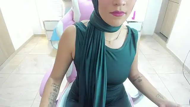 Zulema hamdi online show from January 30, 7:26 pm