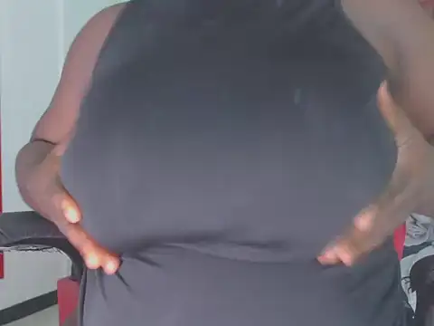 Lola Honney online show from April 11, 11:03 am