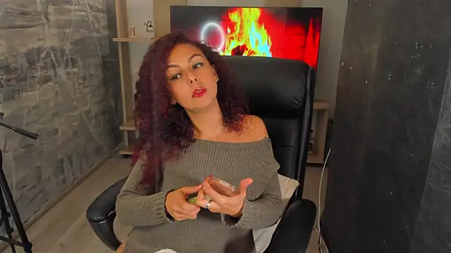 DalayMoore online show from January 22, 4:02 pm