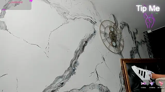 Snapshot of DalayMoore chatting on March 20, 8:14 pm DalayMoore online show from March 20, 8:14 pm