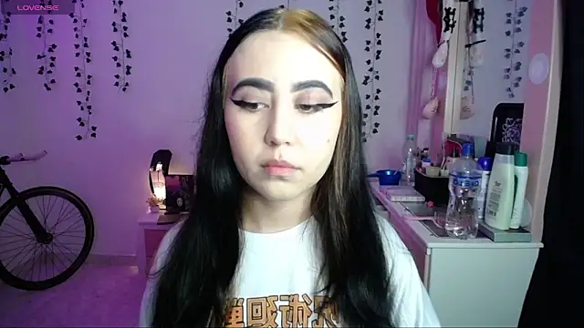 Snapshot of _codeline chatting on March 7, 3:58 am codeline online show from March 7, 3:58 am