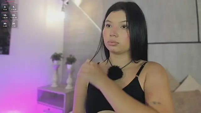 DannaJhonson1 online show from May 22, 7:19 pm