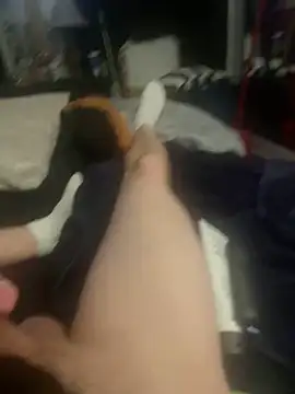 biggzee6 online show from February 3, 7:40 am