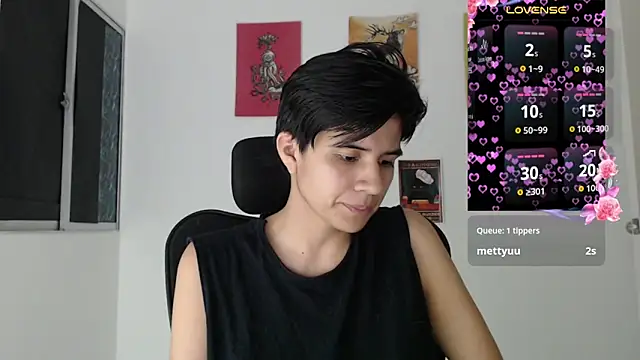 Snapshot of Dha_lia0 chatting on May 13, 4:21 am Dha lia0 online show from May 13, 4:21 am