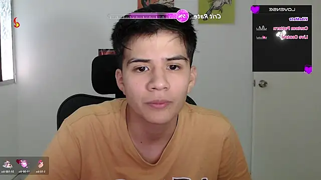 Snapshot of Dha_lia0 chatting on June 11, 4:38 pm Dha lia0 online show from June 11, 4:38 pm
