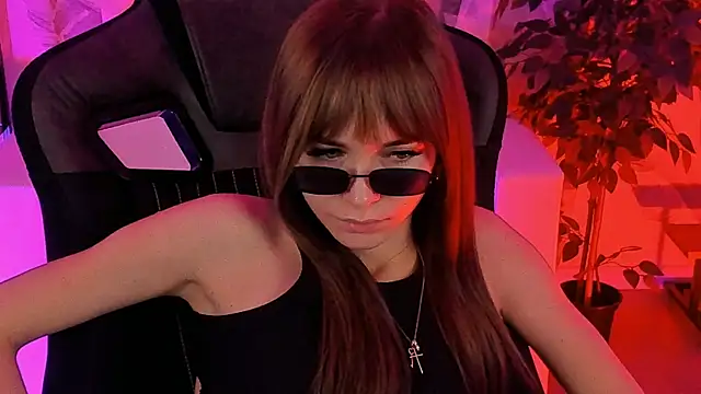 DakotaaJohnnson online show from January 26, 2:41 pm