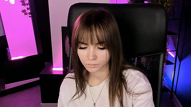 DakotaaJohnnson online show from February 11, 3:18 pm