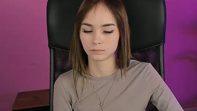 DakotaaJohnnson online show from February 12, 2:43 pm