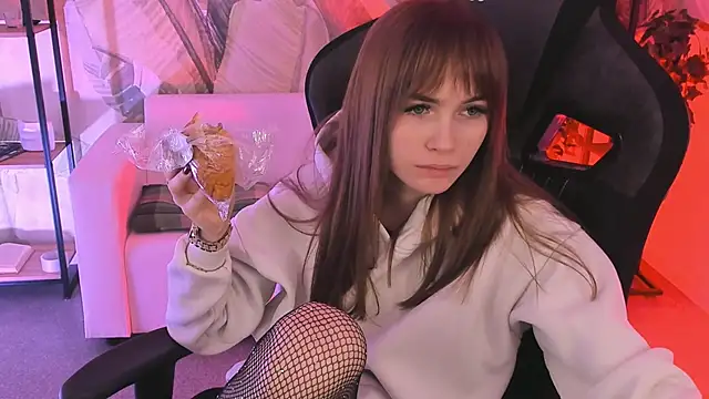 DakotaaJohnnson online show from February 24, 8:58 pm