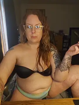 TattedMamaXOXO online show from May 13, 5:32 pm