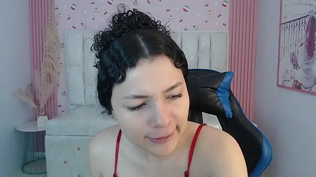 shalon diaz s online show from October 19, 1:01 pm