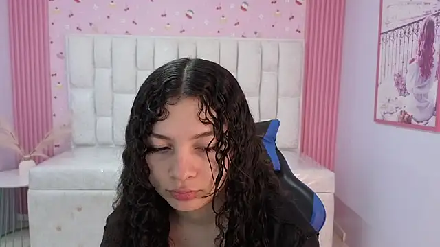 shalon diaz s online show from February 5, 1:05 pm