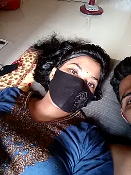 Hot couple 1 online show from September 21, 9:11 am