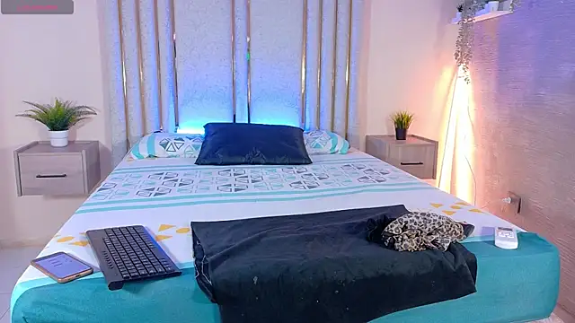 Liincostelloo online show from January 20, 7:35 pm
