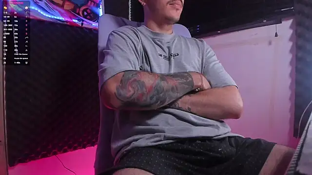 Snapshot of MaasterGerry chatting on March 7, 2:36 am MaasterGerry online show from March 7, 2:36 am