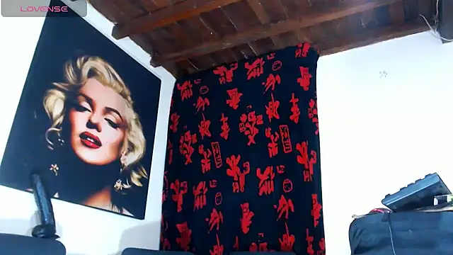 licy blonde hot online show from June 24, 10:14 am