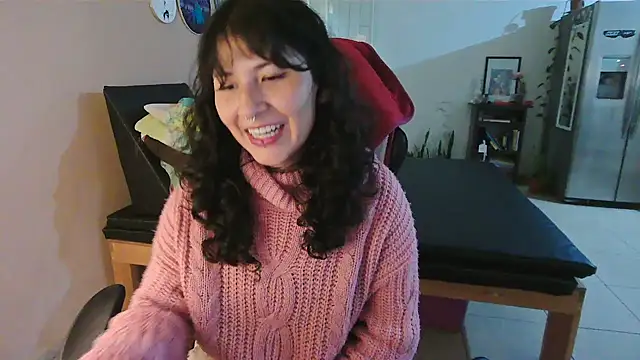 GinnyDelice online show from October 21, 1:50 am