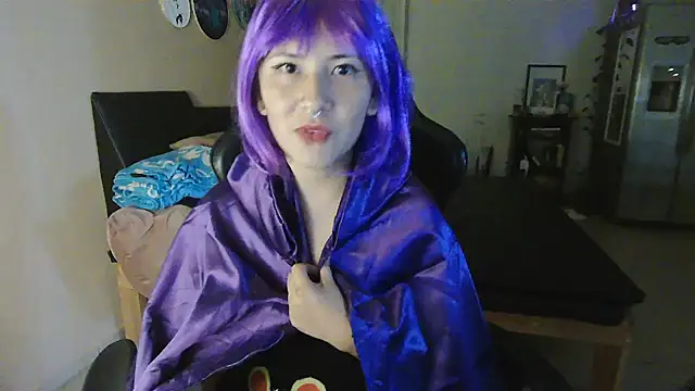 GinnyDelice online show from October 27, 1:09 am