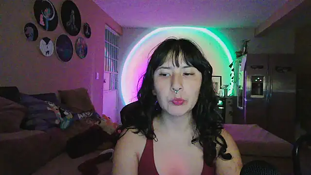 GinnyDelice online show from January 11, 1:21 am