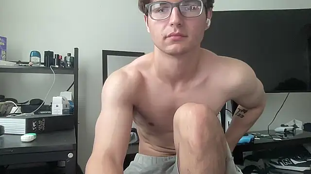 Snapshot of ryan_28747 chatting on April 2, 6:49 pm ryan 28747 online show from April 2, 6:49 pm