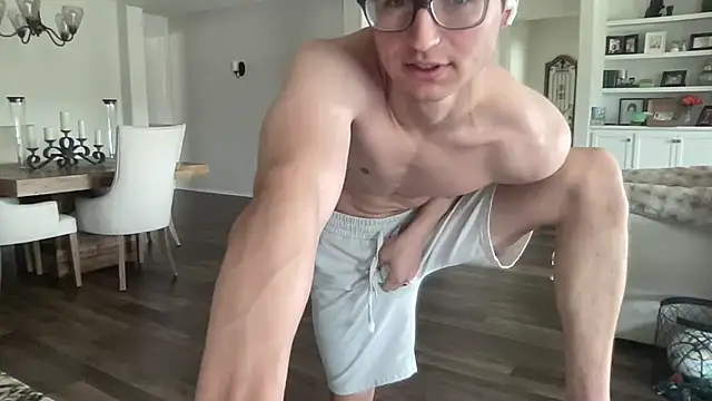 Snapshot of ryan_28747 chatting on April 3, 7:34 pm ryan 28747 online show from April 3, 7:34 pm