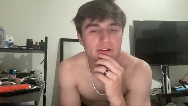 Snapshot of ryan_28747 chatting on May 19, 4:41 am ryan 28747 online show from May 19, 4:41 am