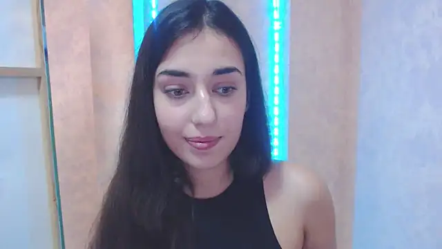 Lovelllyy online show from January 24, 1:25 pm