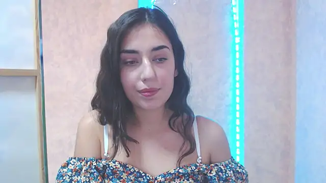 Lovelllyy online show from February 14, 10:49 am