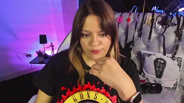 victoria  floyd online show from January 12, 10:04 pm