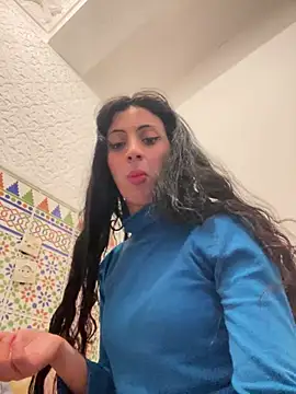 Snapshot of majdolin78 chatting on February 28, 11:47 am majdolin78 online show from February 28, 11:47 am