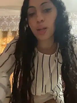 Snapshot of majdolin78 chatting on October 30, 12:50 pm majdolin78 online show from October 30, 12:50 pm